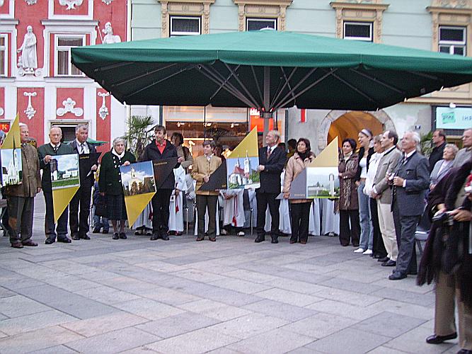 20061014_Auftaktveranstaltung_26_Kirchenteile2.JPG