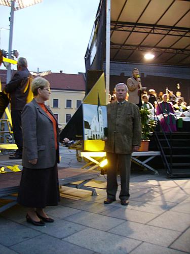 20061014_Auftaktveranstaltung_31_KirchenteilWaasen.JPG