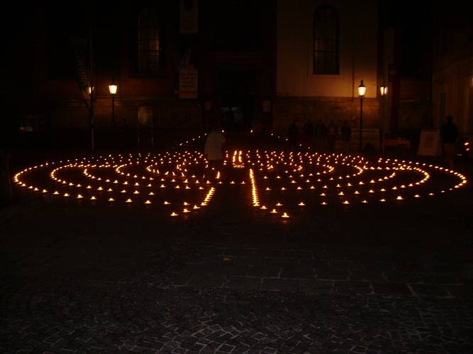 20061023_Lichtlabyrinth_05_ErsteAnsicht.JPG