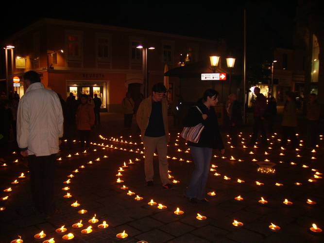 20061023_Lichtlabyrinth_28_Oesterreicher.JPG