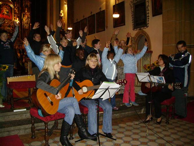 20061024_MusikalischerAbend_06_JugendmusikgruppeHaende.JPG