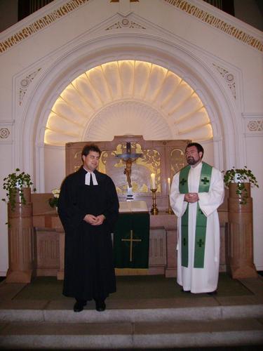 20061027_Oekumene_04_PriesterGemeinsam.JPG